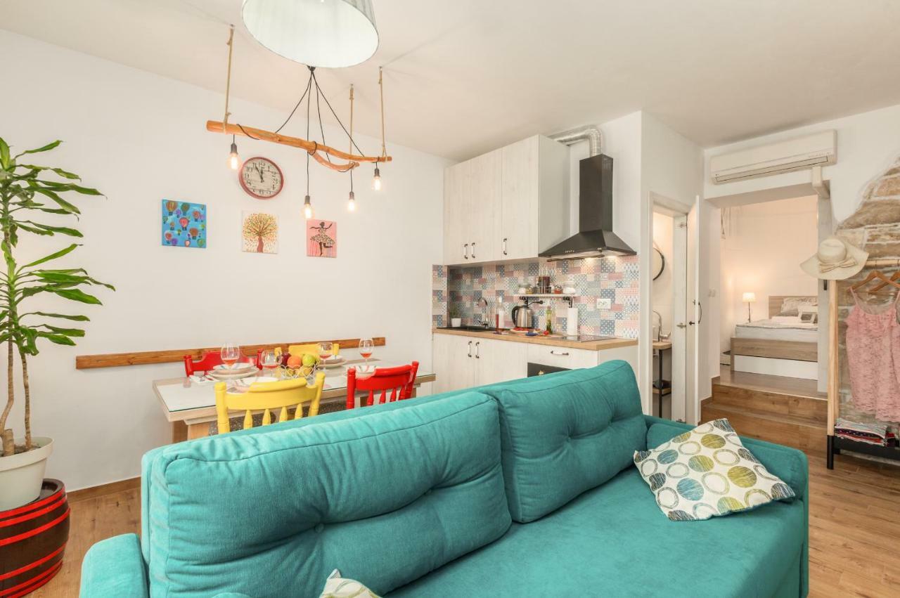 Apartment Henna Pula Bagian luar foto